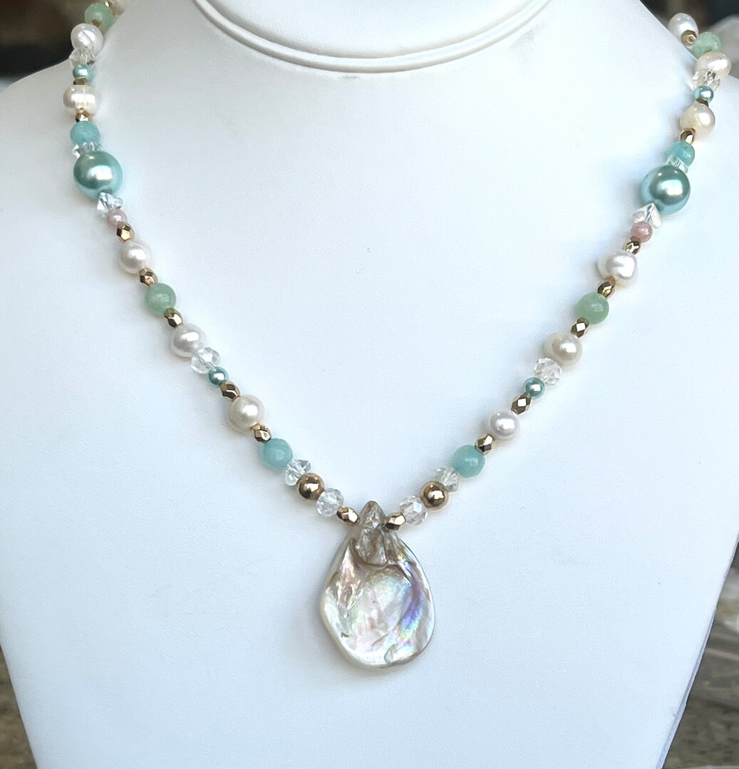 Pearl necklace with semi precious Sunstones, Abalone shell pendant